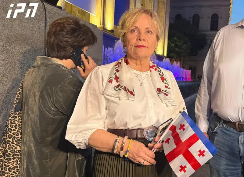 რუსთაველის გამზირზე რასა იუკნევიჩიენე მივიდა