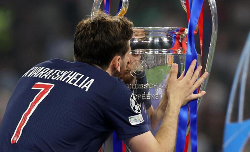 "სულ მჯეროდა, რომ ყველაფერი შესაძლებელია - მე ჩემპიონთა ლიგის გამარჯვებული ვარ" - რა თქვა ხვიჩა კვარაცხელიამ მატჩის შემდეგ?