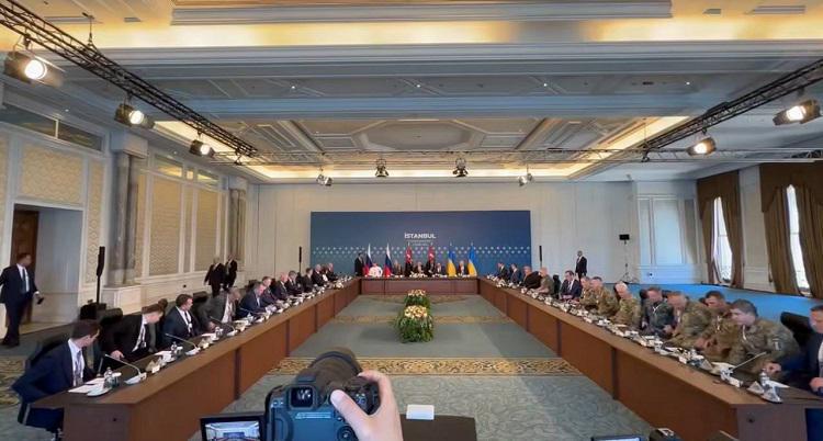 სახელმწიფოს მეთაურების შესაძლო შეხვედრა, ცეცხლის შეწყვეტის საკითხი და ტყვეთა გაცვლა - სტამბოლში რუსეთისა და უკრაინის დელეგაციებს შორის შეხვედრა დაიწყო: რა დეტალები ხდება ცნობილი