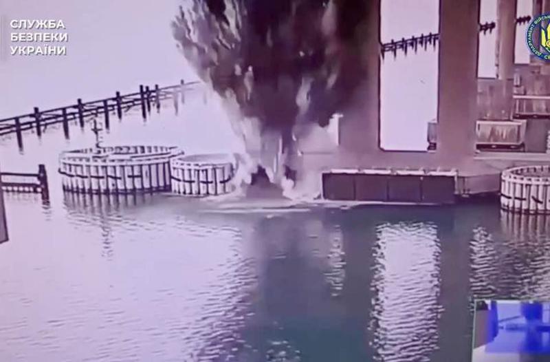 აფეთქება ამჯერად წყალქვეშ - უკრაინაში აცხადებენ, რომ ყირიმის ხიდის საყრდენი დააზიანეს: რა ვიდეოს აქვეყნებს ქვეყნის უსაფრთხოების სამსახური?