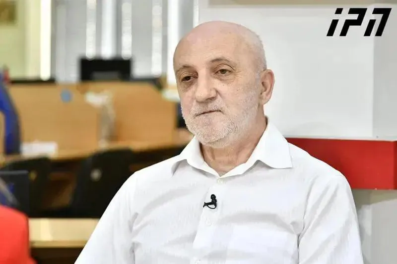 “იყო პერიოდი, როცა გავლენით მეორე ადამიანი ვიყავი ქვეყანაში და როგორ შეიძლებოდა ამაზე უარი მეთქვა?! ძალიან მარტივად...“ - "სახალხო ინტერვიუ" გია ხუხაშვილთან