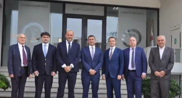 რუსული სახელმწიფო კომპანიის "როსსეტის” ხელმძღვანელი საქართველოში სამუშაო ვიზიტით იმყოფებოდა - ის სანქცირებული პირია
