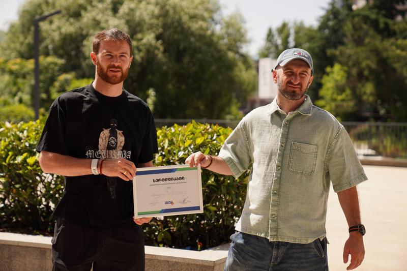 ბუდუ ზივზივაძე "წიგნიერების გამავრცელებელი საზოგადოების" ელჩი გახდა