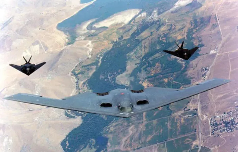 2-მილიარდიანი B-2 Spirit  - რა შესაძლებლობები აქვს ბომბდამშენს, რომლითაც აშშ-მა ირანის ბირთვულ ობიექტებს დაარტყა