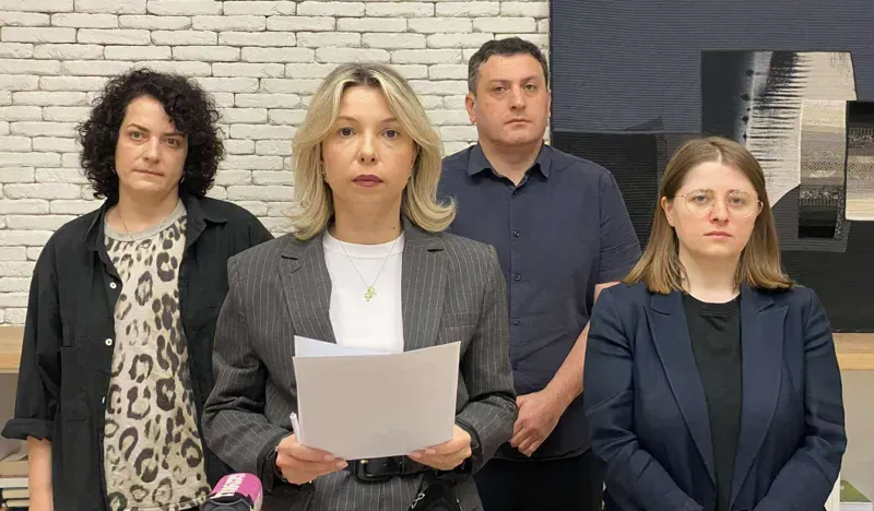 "გამოვხატავთ აღშფოთებას პოლიციის შენობაში მომხდარი წამების ფაქტის გამო, რასაც ალან ყაყიტაშვილის სიკვდილი მოჰყვა" - არასამთავრობო ორგანიზაციები