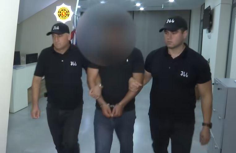 “ერთ-ერთი მაღაზიის მფლობელი გასროლით მოკლეს და მიიმალნენ“ - ლაგოდეხის სოფელ კაბალში, მამაკაცის მკვლელობისთვის პოლიციამ 2 პირი დააკავა