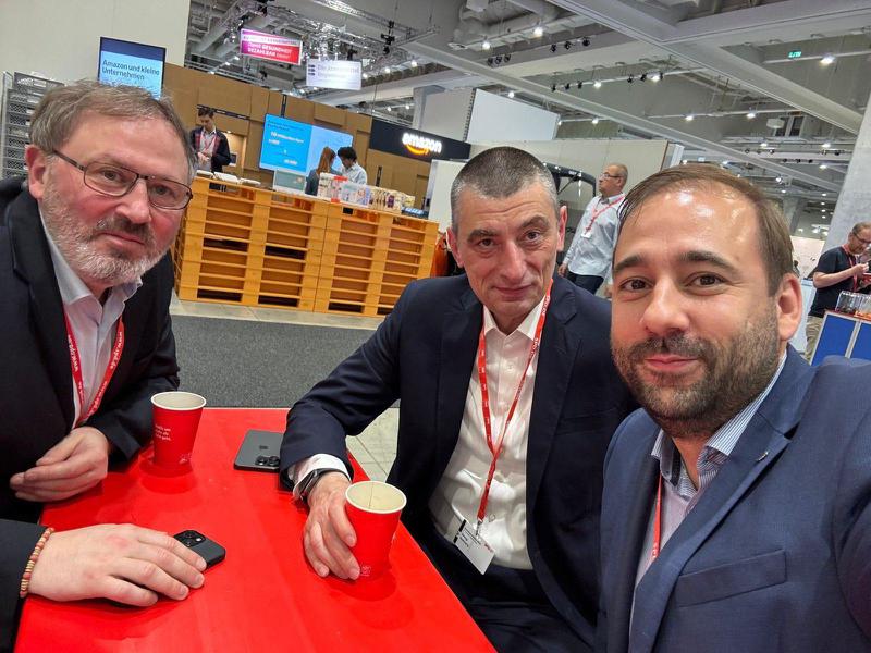 "გერმანიაში ვესწრები გერმანიის სოციალ-დემოკრატიული პარტიის კონგრესს" - რას წერს გიორგი გახარია