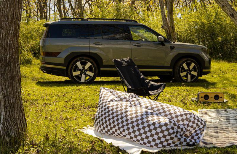 სპეციალური შეთავაზება - Hyundai Santa Fe 15 000 ლარიანი ფასდაკლებით