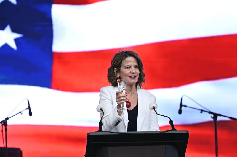 "არასდროს შევხვედრივარ ქართველებივით თბილ, სტუმართმოყვარე და დიდსულოვან ხალხს..." - რობინ დანიგანი საქართველოს ემშვიდობება (ვიდეო)