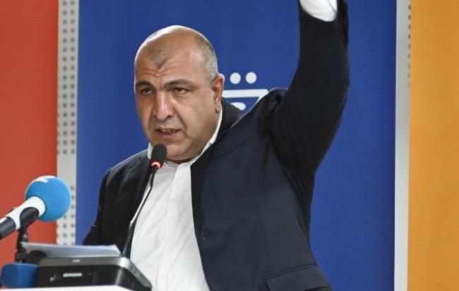 სომხეთში ინიციატივა “კამკას“ ლიდერი, ვაჰაგნ ჩახალიანი დააკავეს