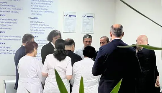 პირველ საუნივერსიტეტო კლინიკაში, სადაც თორნიკე რიჟვაძეა მოთავსებული, ირაკლი კობახიძე მივიდა