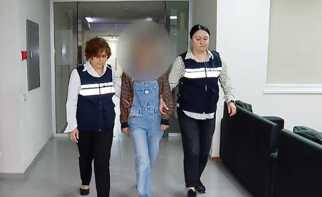 თბილისში არასრულწლოვანი მიტოვებულ შენობაში მოტყუებით წაიყვანეს, მასზე იძალადეს და ღირსების შემლახველი ვიდეოები გადაუღეს - დაკავებულია 9 პირი