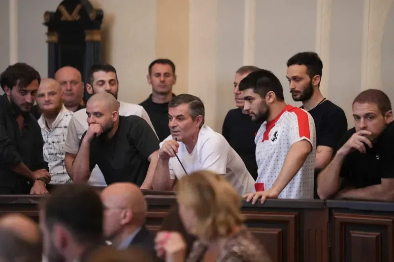 "ჩემი სიცილი არ მოგეწონათ, თუ რატომ არის, რომ რვა თვეა ციხეში ვართ?" -  აქციებზე დაკავებული ჯანო არჩაია პროკურორს