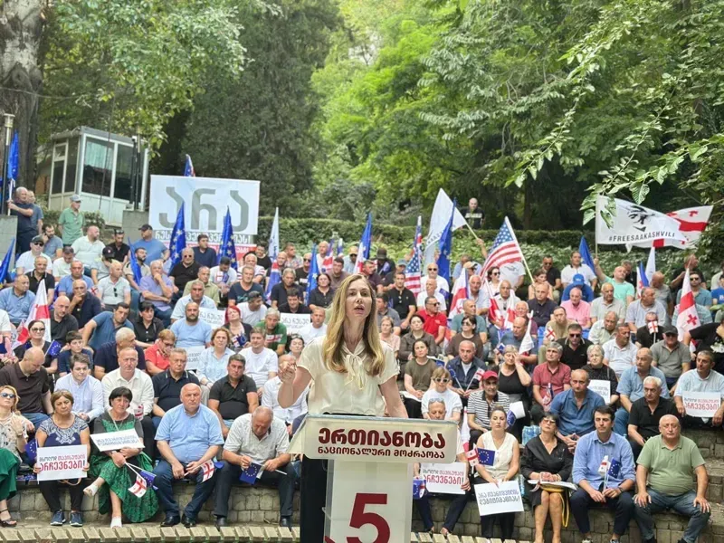 "ზოგმა ვერ გაუძლო ცდუნებას, "ნაციონალური მოძრაობა" კი 4 ოქტომბერსაც იქნება ბრძოლის წინა ხაზზე" - ბოკუჩავა