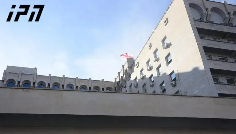 "მათ უმრავლესობას აქვს მძიმე კრიმინალური წარსული" - შსს დარიალის სასაზღვრო პუნქტზე რუსეთიდან მომავალი პირების შესახებ, რომლებიც აცხადებენ, რომ უკრაინის მოქალაქეები არიან, განცხადებას ავრცელებს