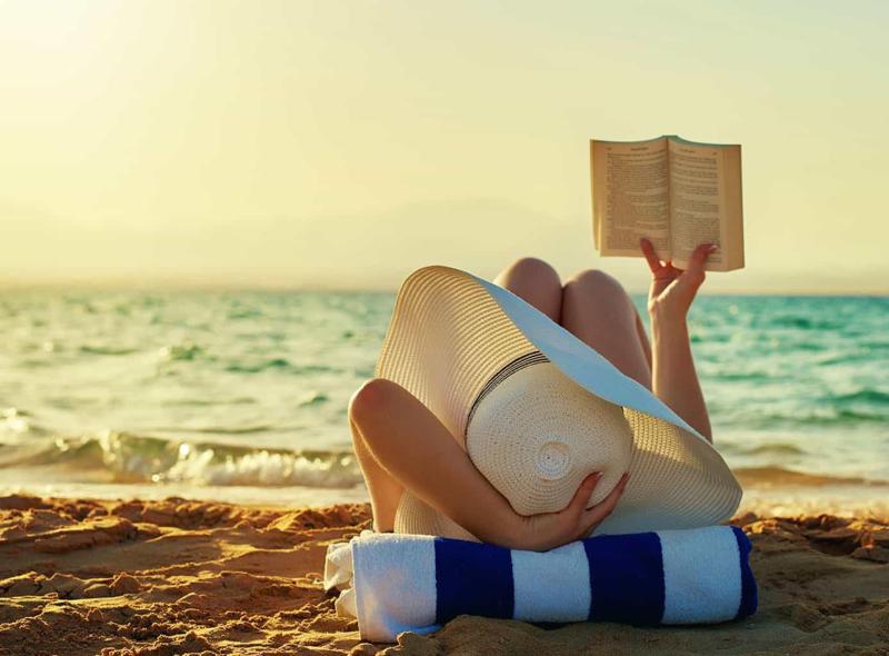 5 წიგნი, რომელიც სანაპიროზე უნდა წაიკითხო