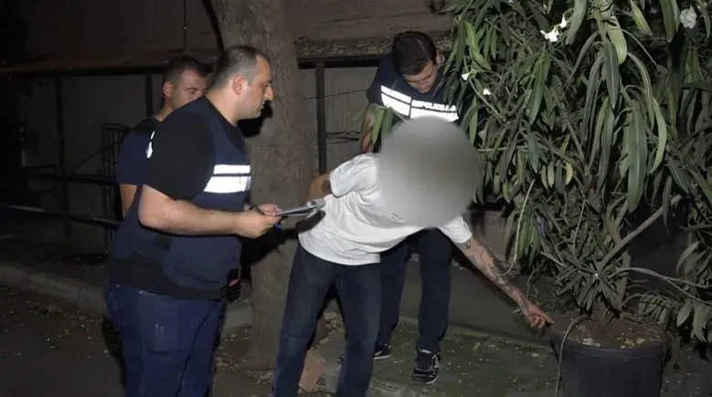 პოლიციამ თბილისსა და რეგიონებში ნარკოდანაშაულის ბრალდებით 16 პირი დააკავა