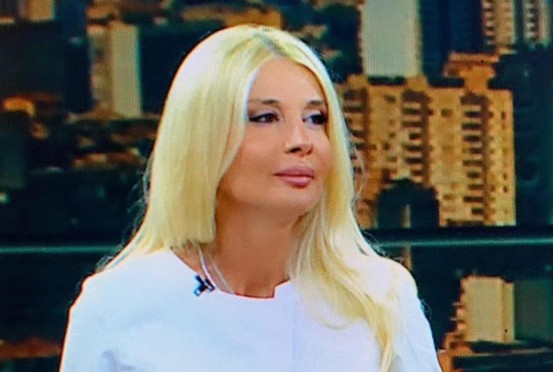 "ხალხო, უფრო უარესი ფოტოებიც მაქვს, ასე თუ გაბედნიერებთ, მოგცემთ" - რას წერს ნინო ნადირაძე