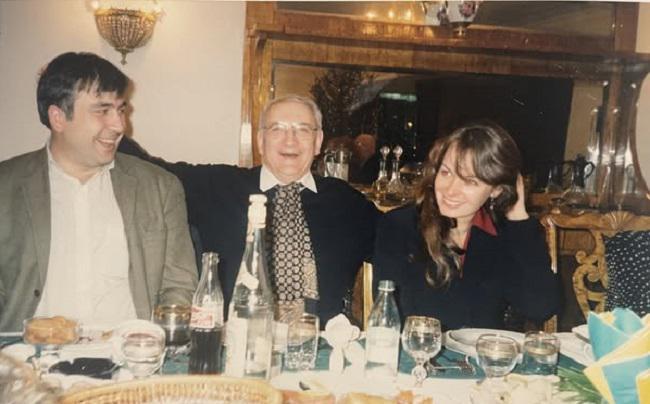 "სამშობლო, რომელსაც ასე უყვარდა, მან მთელს დუნიას გააცნო!" - რას წერს სანდრა რულოვსი ელდარ შენგელაიაზე