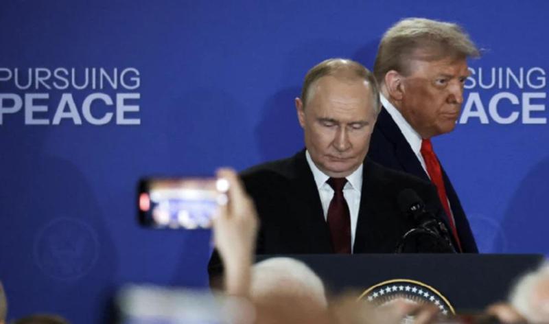 ჯერ წითელი ხალიჩა, კომპლიმენტები და ხელის ჩამორთმევა, შემდგომ - შეხვედრა შეთანხმების გარეშე, ჩაშლილი სადილი და პრეზიდენტების ზოგადი განცხადებები