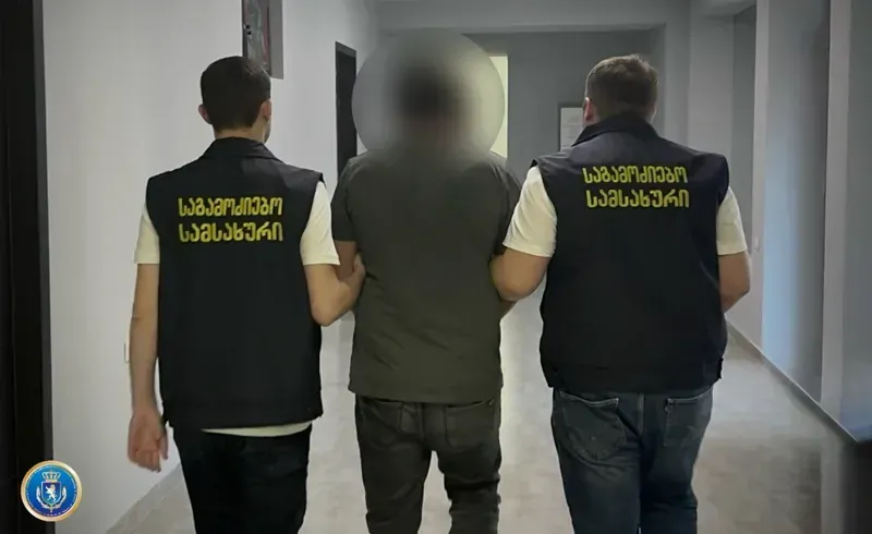 ქრთამის აღების ფაქტზე ონის მუნიციპალიტეტის მერის წარმომადგენელი დააკავეს