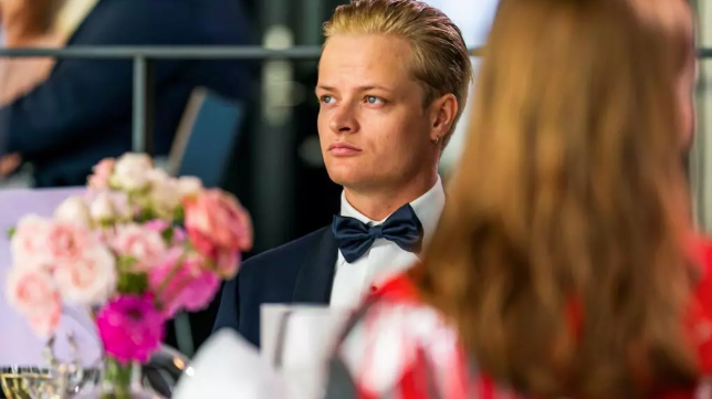 ნორვეგიის პრინცი სკანდალში გაეხვა - მარიუს ბორგ ჰოიბს გაუპატიურების 4 ეპიზოდი, შემაკავებელი ორდერის დარღვევა და პარტნიორის მიმართ ძალადობა ედება ბრალად