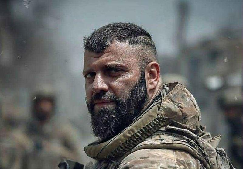 ქართველი მებრძოლის, მამუკა მამულაშვილის ნახატები ჰააგის აუქციონზე გაიტანეს - "ის მუშაობს ფერებით, რომლებიც ომში ყველაზე მეტად აკლია"