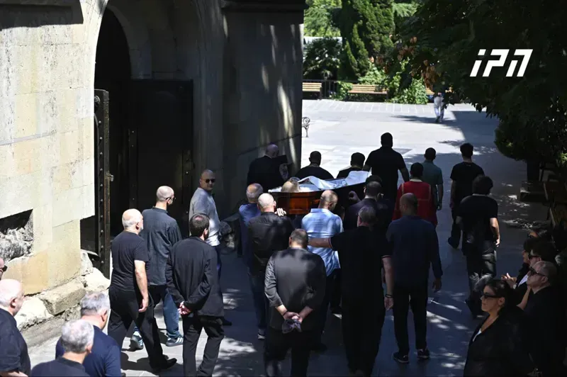 ლევან გაჩეჩილაძე ვაკის სასაფლაოზე დაკრძალეს