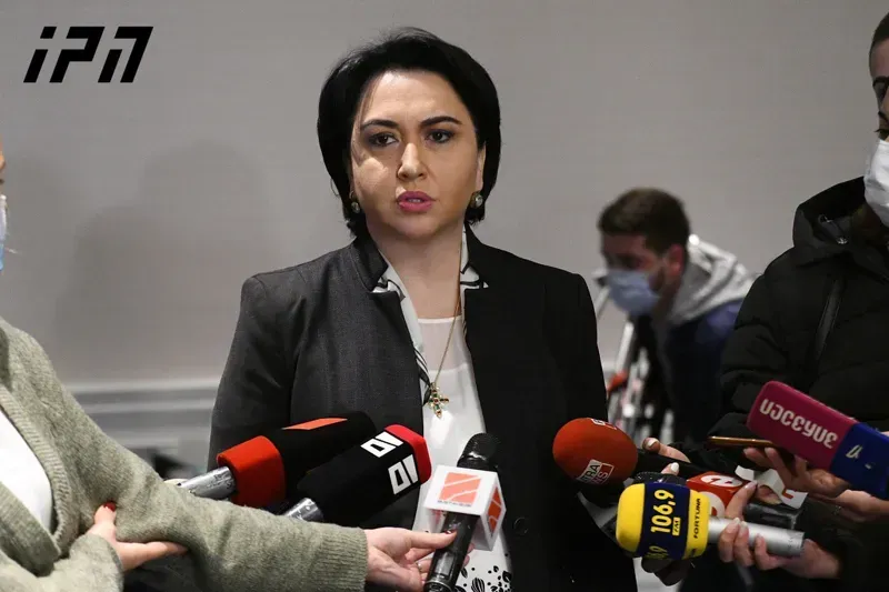 "ანდრო ჭიჭინაძის საქმის განხილვისას ბევრჯერ ვიგრძენი სირცხვილი, როგორ ანადგურებენ სიმართლეს სამართლის სახელით" - ეკა ბესელია მოსამართლეს