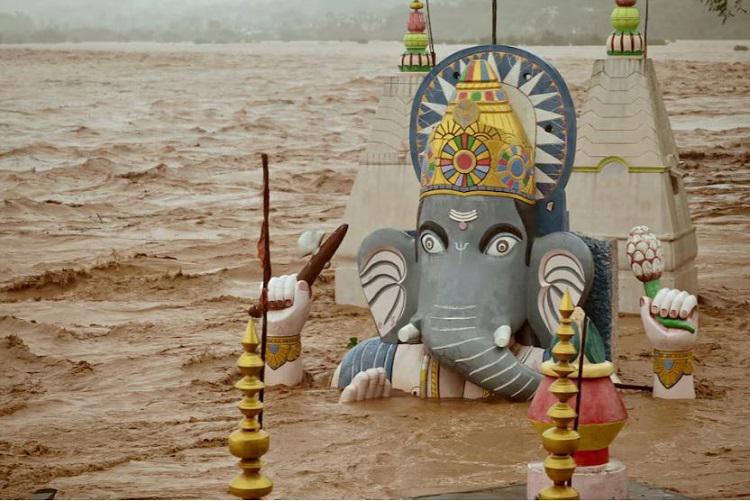 მორიგი სტიქიური უბედურება ინდოეთში: მეწყერს, სულ ცოტა, 30 ადამიანი ემსხვერპლა, განადგურდა ინფრასტრუქტურა, არიან დაშავებულები