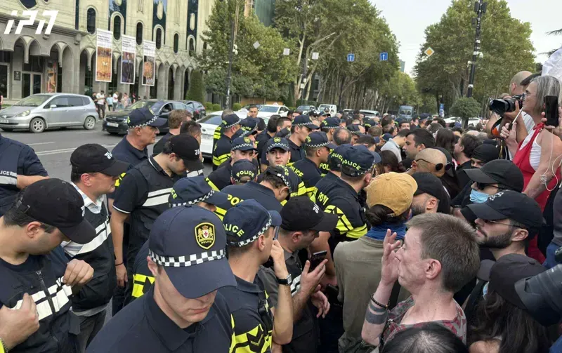 რუსთაველის გამზირზე მიმდინარე საპროტესტო აქციაზე დაკავებულთა რაოდენობა 23-ამდე გაიზარდა