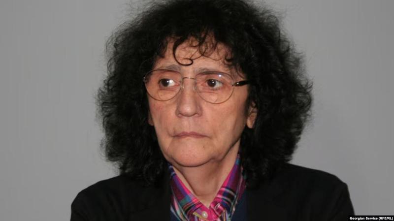 მუსიკოსი და რეჟისორი მანანა მენაბდე გარდაიცვალა