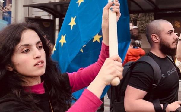 "მეგი დიასამიძეს 9 საათი ხელები ხელბორკილებით ზურგს უკან ჰქონდა შეკრული - გატაცება მოხდა ძალიან სასაცილო "სპეცოპერაციის" შედეგად" - ადვოკატი