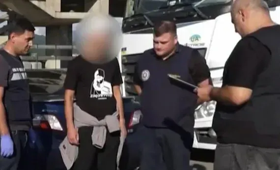 "დაკავებულია უკრაინის 2 მოქალაქე, რომელსაც საქართველოში "ტროტილზე" ძლიერი ასაფეთქებელი ნივთიერება შემოჰქონდა... ამოღებულია მობილურები, კომპიუტერი..." - სუს-ი