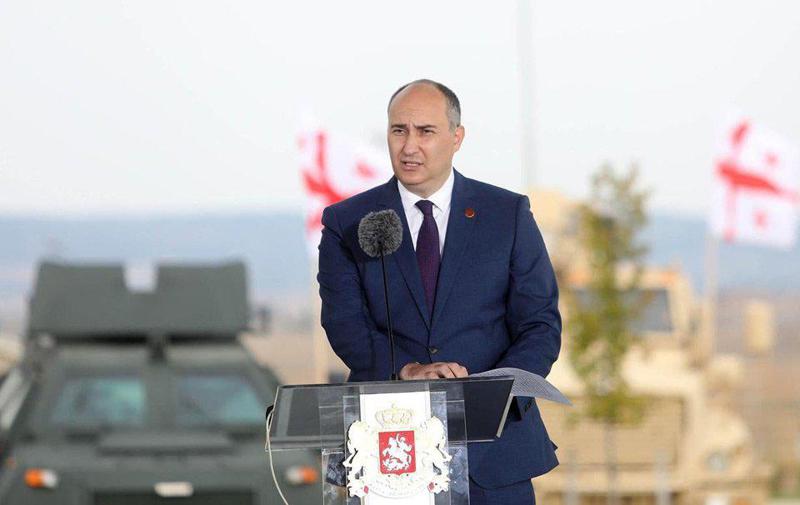 "აღმასრულებელ შტოს ექსპრემიერის გუნდისგან სრულად ათავისუფლებენ... მოდის მე-2 ფრთა. ეს შიდა ბრძოლებია, ამ ორივე ფრთის პატრონი კი, ალბათ, ზის და..." - ექსპერტი ჯუანშერ ბურჭულაძის დაკავებაზე