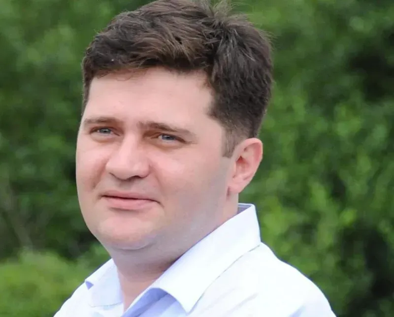 "დამირეკეს შსს კრიმინალური დეპარტამენტიდან და..." - მეუღლის ინფორმაციით, ბაჩო ახალაია შსს-ში დაიბარეს