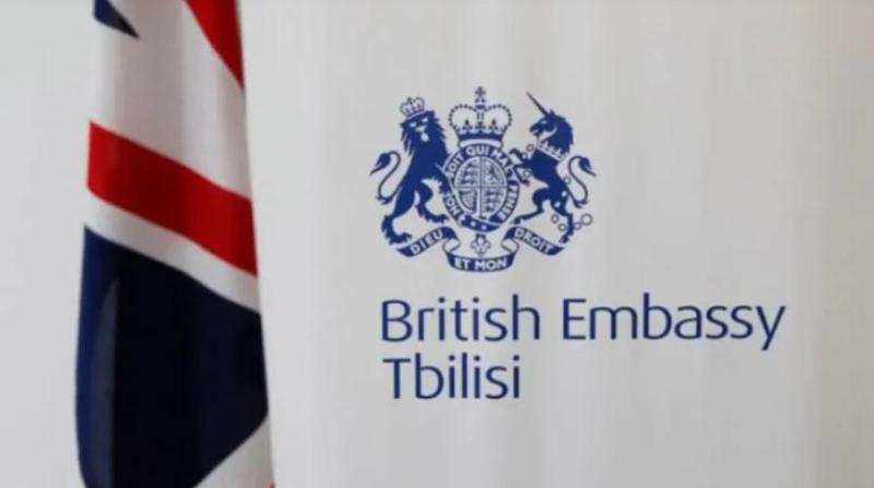 “ვგმობთ გერმანიის ელჩის მიმართ უსაფუძვლო და აგრესიულ თავდასხმებს, რაც წარმოადგენს მტრული დეზინფორმაციის მაგალითს“ - დიდი ბრიტანეთის საელჩო