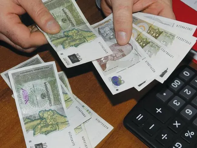 “საქსტატის“ მონაცემებით, საქართველოში საშუალო ხელფასი 2 271.6 ლარს შეადგენს