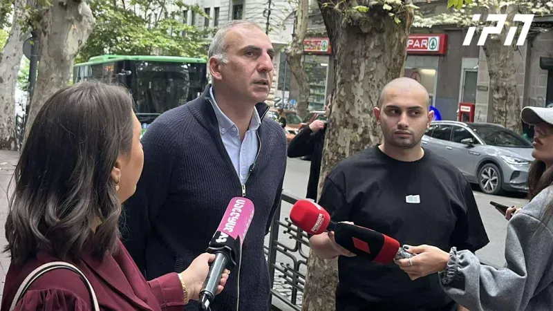 "წარმოგიდგენიათ რა ბოდვაში ვცხოვრობთ? - იმ ბანერის დაზიანების გამო იჭერენ ხალხს, კალაძეს რომ თვალები დაუყვლეფია" - ალეკო ელისაშვილი