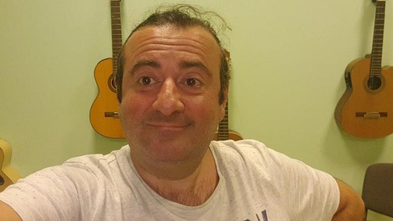 "მე ვარ  კორუმპირებული, ფულს მიხდის და ამ წუთას მხარს ვუჭერ "ქართულ ოცნებას". გადამიხდიან "ნაციონალები", დავუჭერ მხარს "ნაციონალებს" - ხვიჩა მაღლაკელიძე