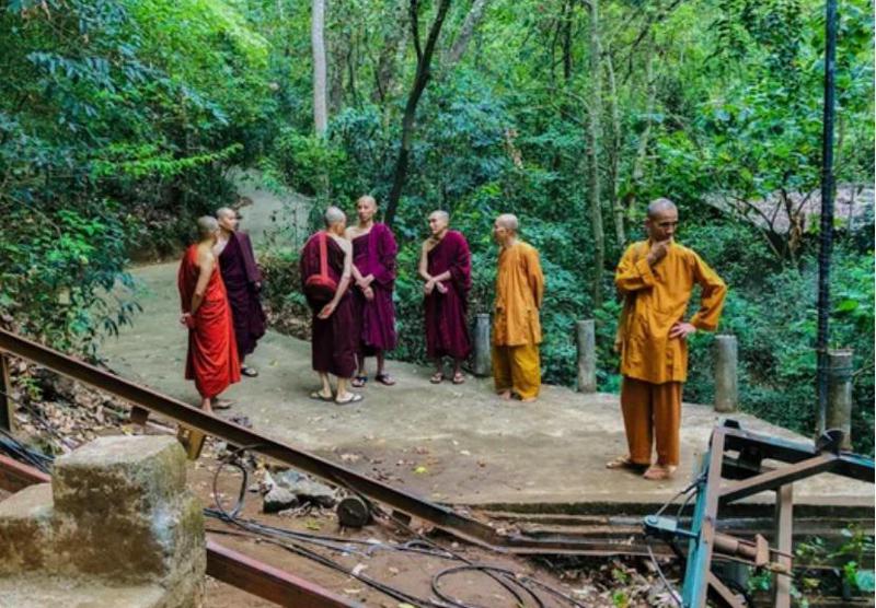 ტრაგედია შრი-ლანკაში - საბაგირო გზაზე მომხდარი უბედური შემთხვევის შედეგად 8 ბერი დაიღუპა: რა დეტალები ხდება ცნობილი