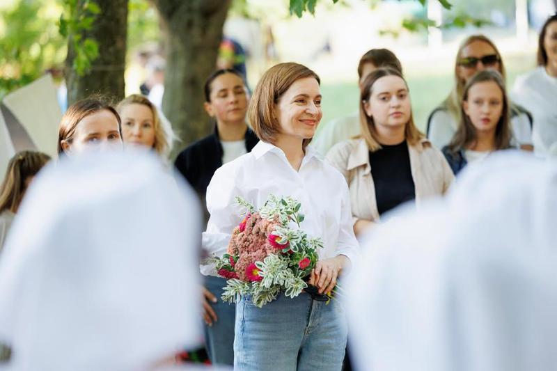 მოლდოვის პოლიტიკური კურსის გარდამტეხი - ვინ არის მაია სანდუ, რომელიც თავისი ქვეყნის ისტორიის ახალ და განსხვავებულ თავს წერს