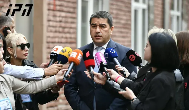 "თბილისის ქუჩის ომების უკან ბრიუსელი დგას" - შალვა პაპუაშვილი