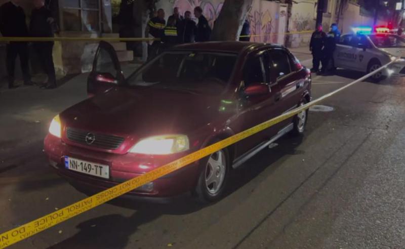 არსებული ინფორმაციით, თბილისში, მოქალაქემ პოლიციელი ყელის არეში დაჭრა - რა ხდება ცნობილი