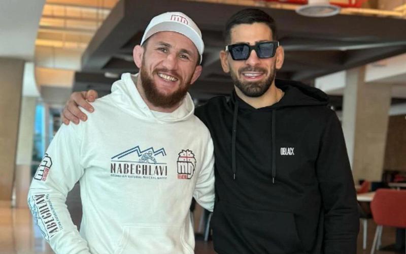 "ძმაო,  იმ ეტაპზე ხარ, როცა შენი გამარჯვებები უკვე ჩვეულებრივ ამბად ითვლება" - ილია თოფურია მერაბ დვალიშვილს გამარჯვებას ულოცავს