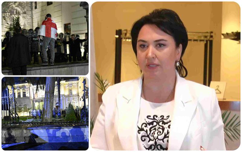 "ღობე უცებ ჩამოვარდა, სატყუარას ჰგავდა - შთაბეჭდილება რჩებოდა, რომ ხელოვნურად იყო დატოვებული ღობის იმიტაცია" - ბესელია