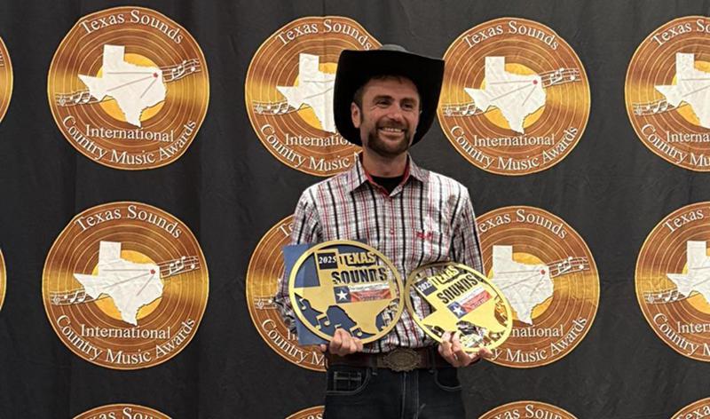 ქართველმა მუსიკოსმა, შოთა ადამაშვილმა ტეხასის ქანთრი მუსიკის საერთაშორისო კონკურსზე ორ ნომინაციაში გაიმარჯვა