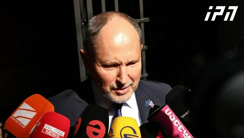 ელჩებთან შეხვედრა საგარეო უწყებაში - რა თქვა სამინისტროდან გამოსვლის შემდეგ პაველ ჰერჩინსკიმ