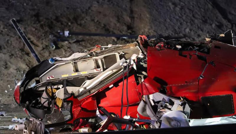 აშშ-ში ვერტმფრენი შუა ავტომაგისტრალზე ჩამოვარდა - მძიმედ დაშავდა ბორტზე მყოფი 3 ადამიანი (ვიდეო)