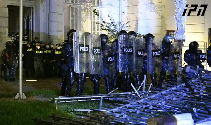 4 ოქტომბერს, თბილისში განვითარებულ მოვლენებთან დაკავშირებით კიდევ ერთი პირი დააკავეს - ჯამში, დაკავებულია 46 პირი